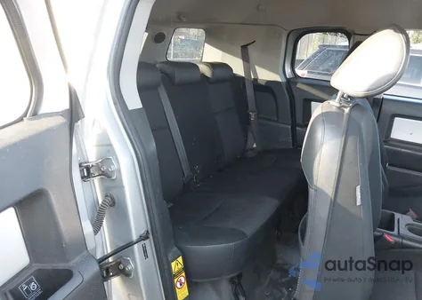 2007 Toyota Fj Cruiser z USA, uszkodzony, nr VIN JTEBU11F670007188